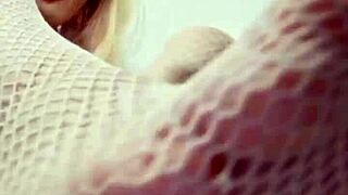 Sniff my panties and worship my fetish feet, mistress elza koms orders