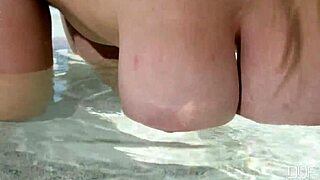 Amazing Lucie Wilde In Her Solo Performance!