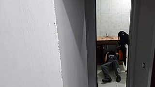 Wife cheating with the plumber 😏