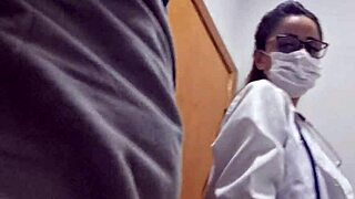 Vazou vídeo da enfermeira fodendo dentro do banheiro do hospital