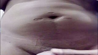 Filipina's Pussy Booms on Video Call