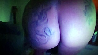 fodendo a gostosa no sofá da sala