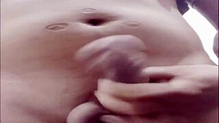 Filipina's Pussy Booms on Video Call