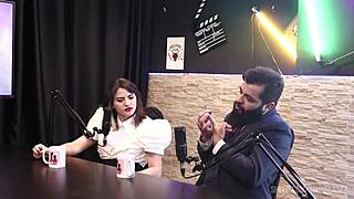 lady snow and lord kenobi share intimate swing moment with tifany rocha