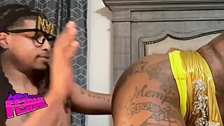 Wow, rough new years pussy pounding!