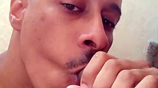 Seusubpink Submissively Drinks Piss from Big Black Cock