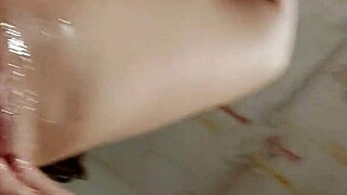 alina modelista gets horny in the morning, touching herself for a big squirt