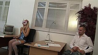 I love watching White Kitty Karlie Simon get double penetrated intensely