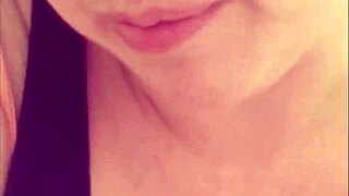 Worship Sexy Goddess Pissing From Hot Pussy