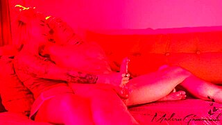 Hubby Edging Expedition With Muscular Bodybuilder