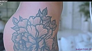 Sanktor's Shaved Head Lesbian Indulges In Tropical Villa Masturbation