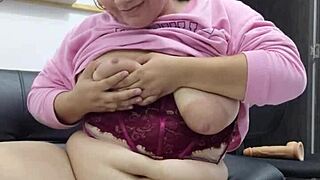 Beautiful Chloe Fingering Pussy In Kitchen