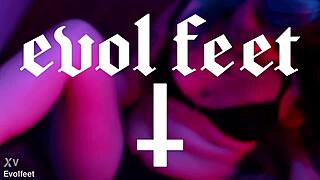 Lesbian Foot Fetish Rotten Venus & Nath - Part 2