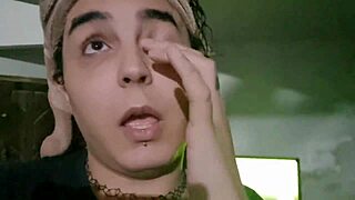 Detailed Vlog of Alice Hael's Transsexual Crossdressing During Move