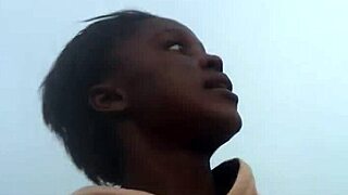 Crazybitch loves to twerk her sexy big ass