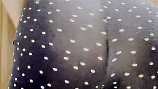 Sexy Ass In Leggings Teases Seductively