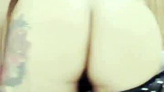 Sexy Ass In Leggings Teases Seductively