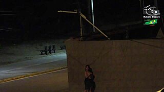 Casal � flagrado pela c�mera de seguran�a da praia v�deo completo no xvideos red