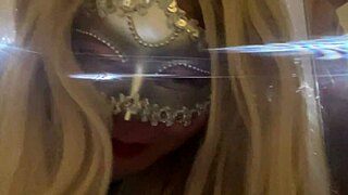 爱丁堡黑丝肥臀骚货潮喷不止