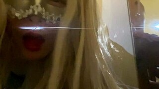 爱丁堡黑丝肥臀骚货潮喷不止