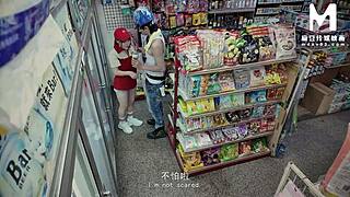 Modelmedia Asia features sex at work with clerk