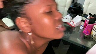 Le Follo El Coño A Mi Hermanastra Cuando Llega De La Calle