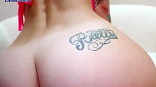 Tattooed Ginger Sucks Cock