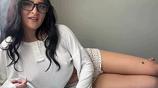 Best Friend Wants Sex With Step Sister's Buddy In Household Fantasy Roleplay