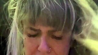 sweaty gym babe with wet pussy dripping down her legs guys can't stop staring 😏