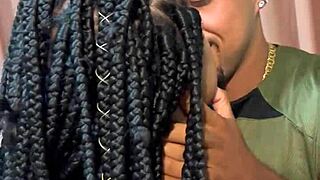 Minha Namorada Saiu E As Amigas Delas Vieram Pra Cima De Mim