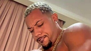 Minha Namorada Saiu E As Amigas Delas Vieram Pra Cima De Mim