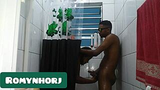 aquele vicio rapidinho no banheiro com anal e big cock 😏