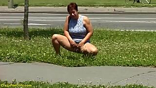 Redhead Bbw Milf Peeing In Public