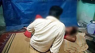 Hej, pozri si domáci sex indického dedinského páru