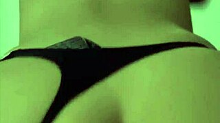 Delicious girlfriend's big buttocks bouncing intensely