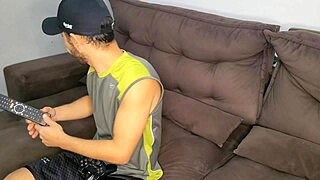 Corri um risco ao fazer sexo com o melhor amigo do meu marido