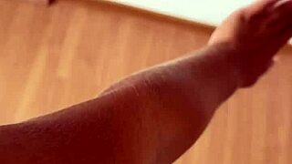 domingo dia de deixar os pelinhos todos dourados daquele jeitinho e claro que no meu vip postei toda peladinha