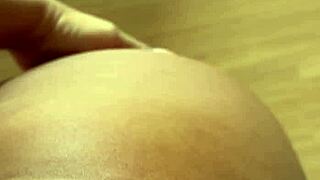 domingo dia de deixar os pelinhos todos dourados daquele jeitinho e claro que no meu vip postei toda peladinha