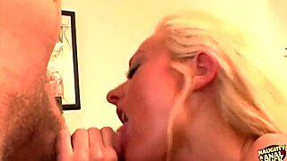 Beautiful blonde melissa lauren shows a dildo in her ass and takes a big dick 😍