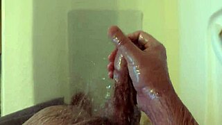 masturbation at the shower, amateurs bathing homemade