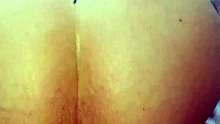 entro in casa della mia amante e la scopo mentre parla al telefono con una sua amica