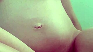 Pregnant Babe Masturbates Solo.