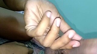 น้ำแตกหลายครั้งในปากเพื่อนสาว