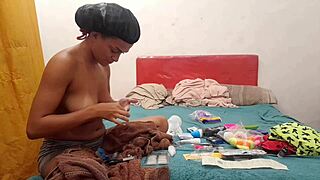 duas lésbicas e sugar daddy fucking hard with orgasms