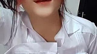 actriz porno le da una gran mamada a su padrastro casero real