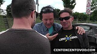 Due bambole porcelle calpestano alex magni con doppie penetrazioni e pompini in amatoriale italiano