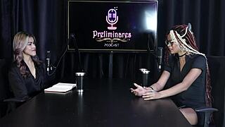 falou sobre mulheres peludas recebeu mensagens tem os ataques na internet - naomi campos sheer red