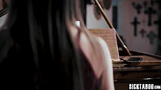 sexy petite teen kyler quinn masturbated before blowjob with elexis monroe