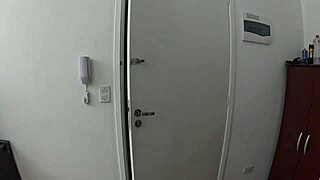 Fui Contratado Pra Ser Personal De Uma Madame E Acabei Comendo A Buceta E O Cuzinho Da Safada O Marido Não Sabe A Puta Que Tem Em Casa