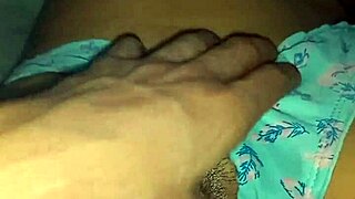 young 18 year old girl